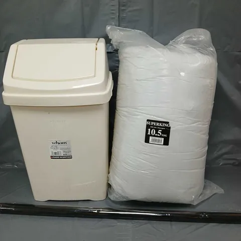 APPROXIMATELY 10 HOUSEHOLD ITEMS TO INCLUDE 25L SWING BIN, SUPER KING SIZE DUVET AND WRAPPING PAPER
