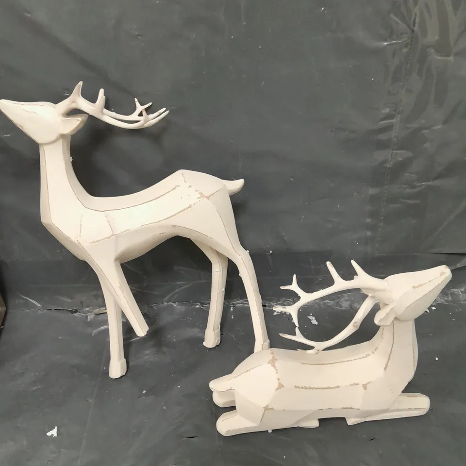 SET OF 2 STAG CHRISTMAS DECORATIONS