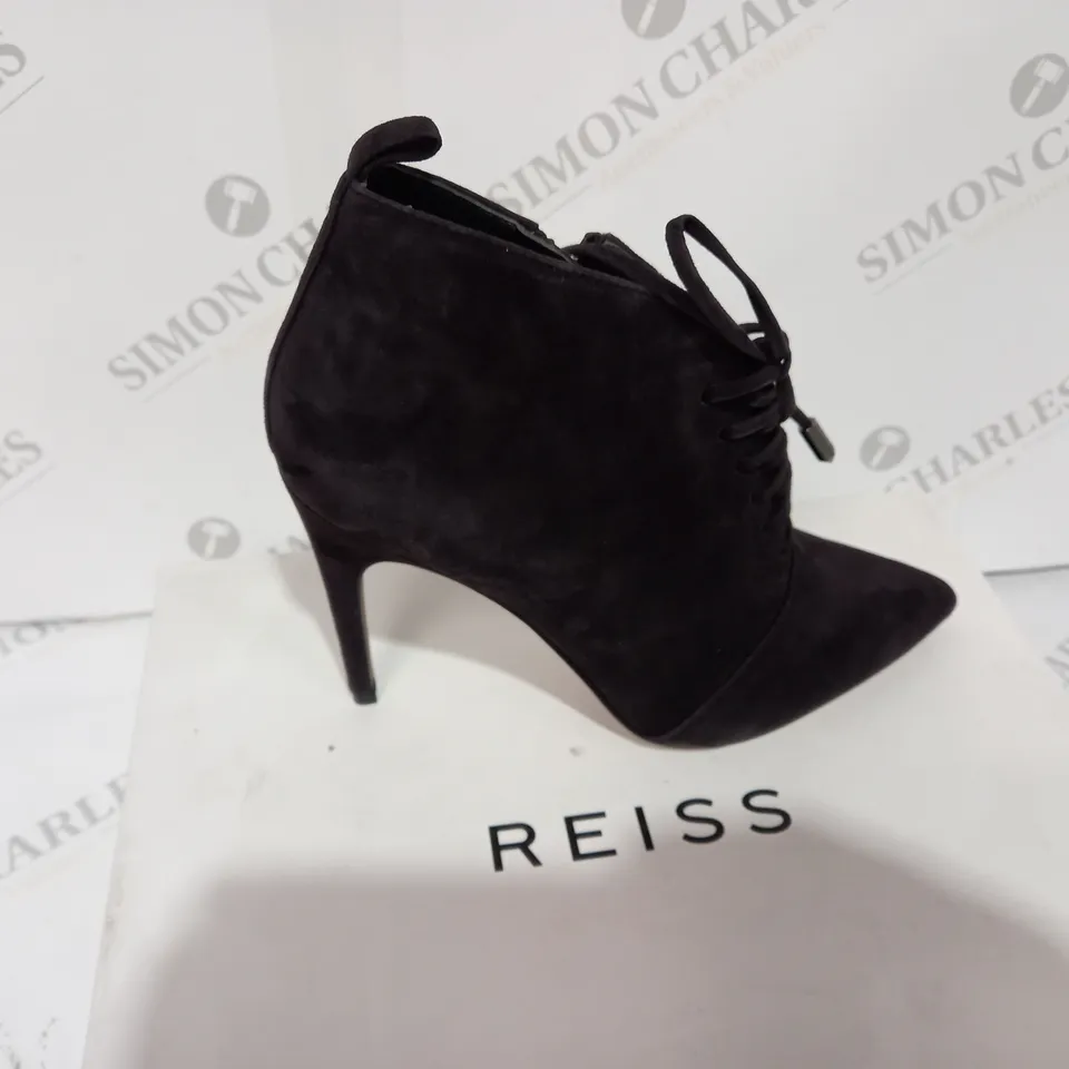 BOXED REISS SUEDE CHOCOLATE BOOT HEELS - SIZE 5