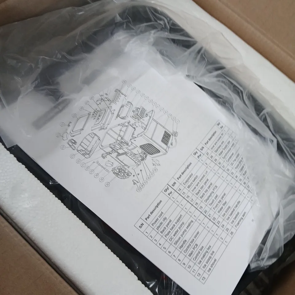 PORTABLE ICE MAKER – BOXED WITH INSTRUCTION SHEET