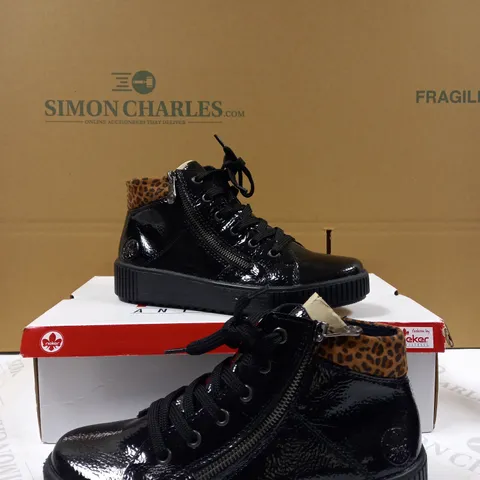 RIEKER BROWN HIGH TOP LEOPARD CUFF - SIZE 4