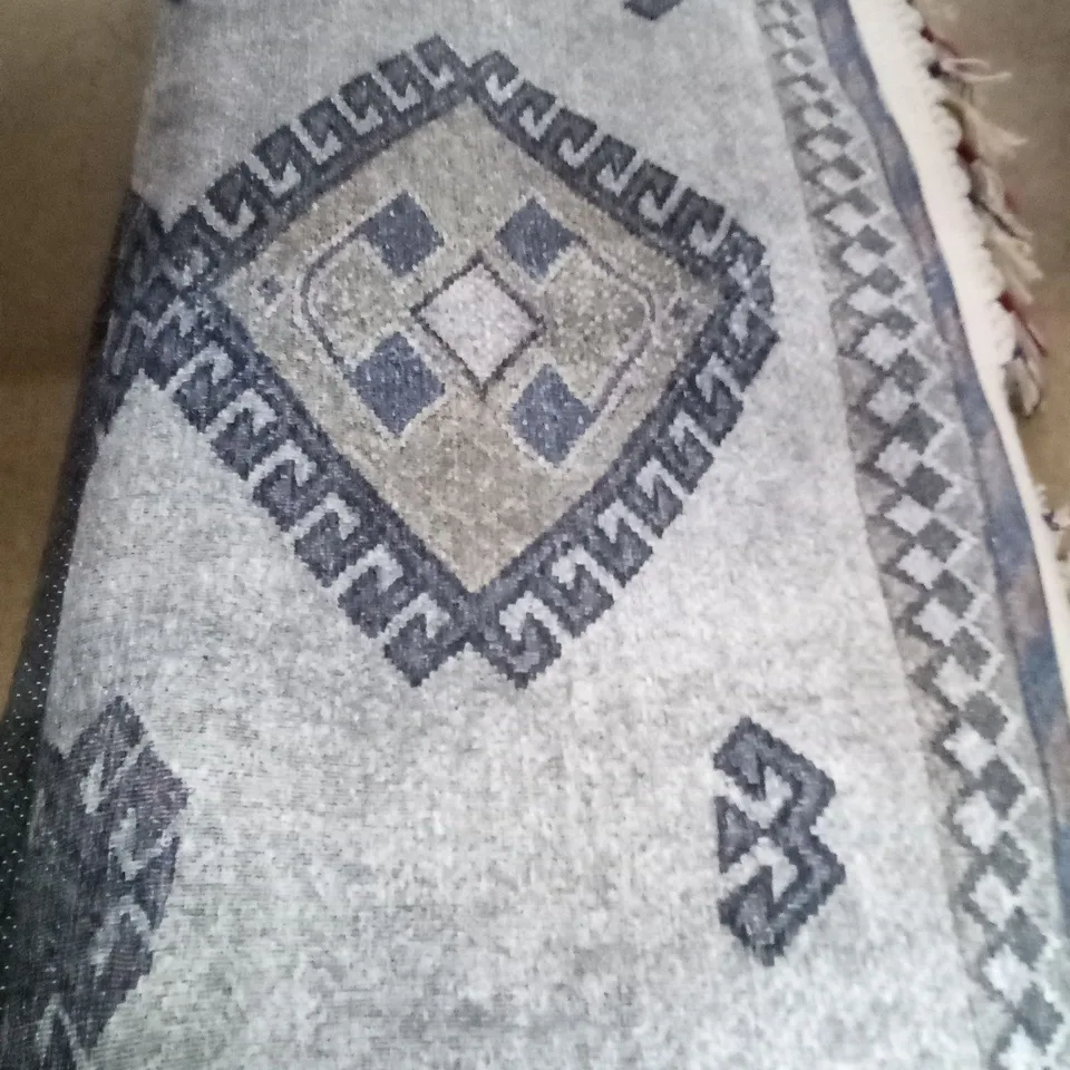 BESPOKY 80 X 200CM BLUE/WHITE RUG 