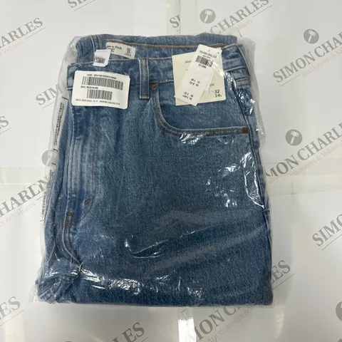 ABERCROMBIE & FITCH 90s STRAIGHT ULTRA HIGH RISE JEANS IN BLUE SIZE 32