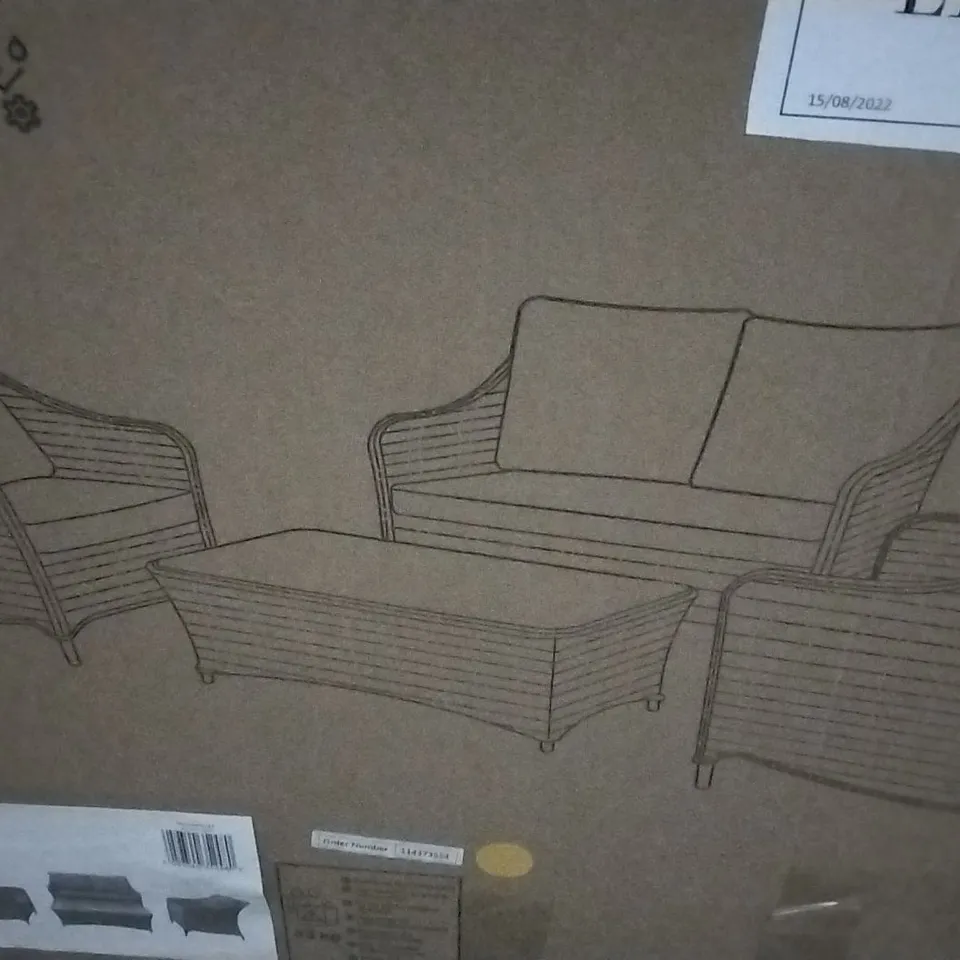 BOXED HAMILTON WICKER COFFEE SOFA & COFFEE TABLE ONL