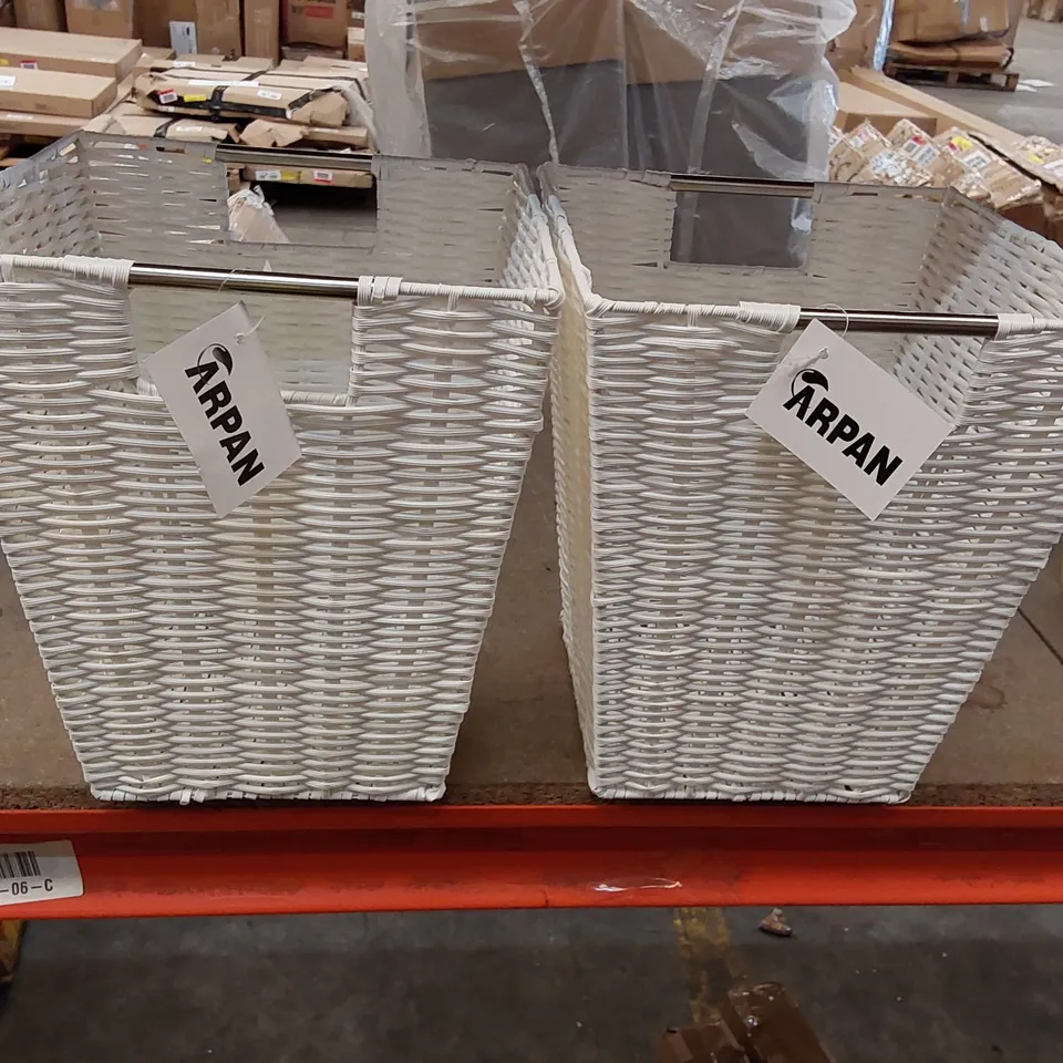 SET OF 2x ARPAN 25 x 25 x 31CM WICKED WASTE BINS - WHITE (1 ITEM)