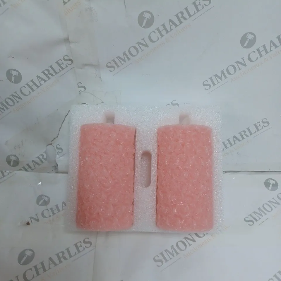 2 ROSE GLITTER CANDLES - BOXED 