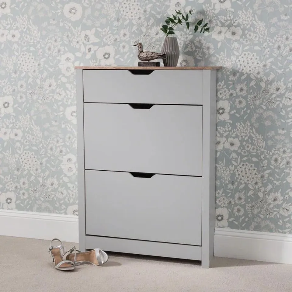 BOXED WINDSOR 16 PAIR SHOE STORAGE CABINET 
