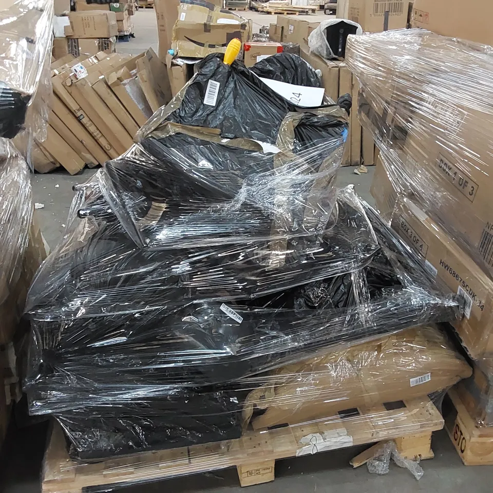 PALLET OF ASSORTED FURNITURE PARTS/CONSUMER PRODUCTS 