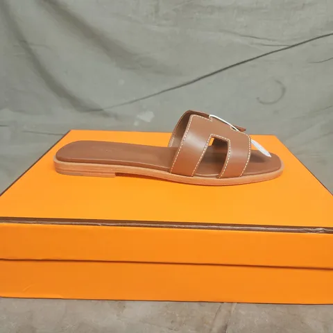 HERMES PARIS BROWN SANDALS SIZE EU 35
