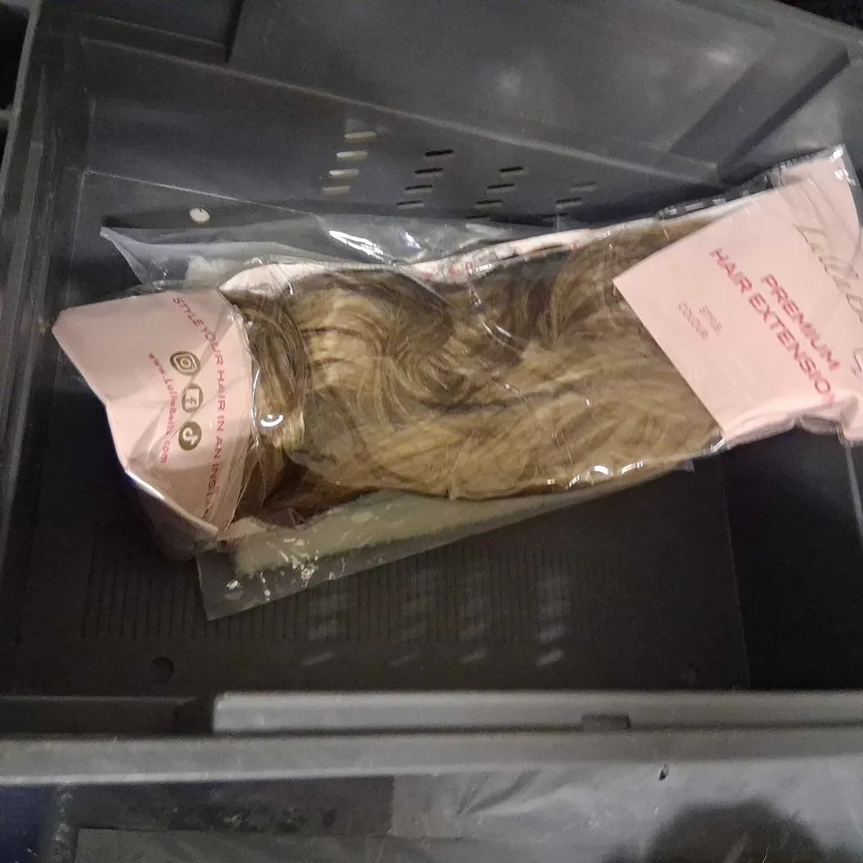 TOTE OF ASSORTED WIGS/HAIR EXTENSIONS TO INCLUDE; LUSH HAIR AND PRESSION COLLECTION
