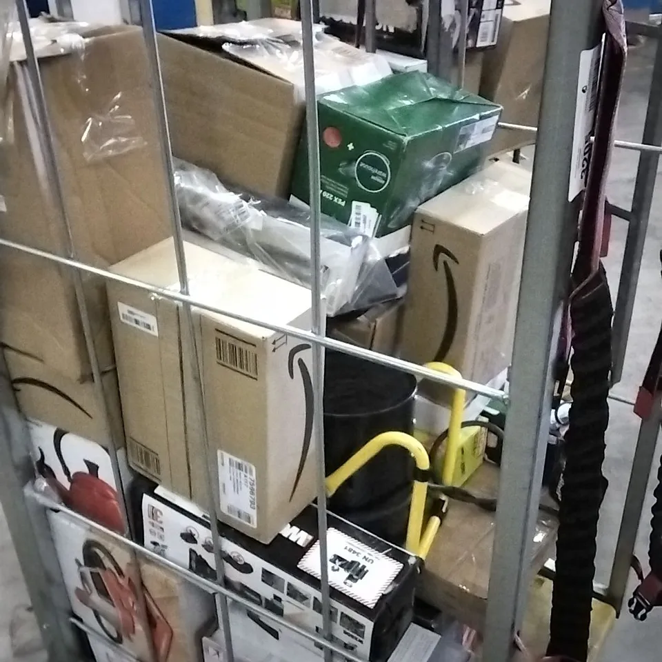 PALLET OF APPROXIMATELY 61 ASSORTED PRODUCTS TO INCLUDE;