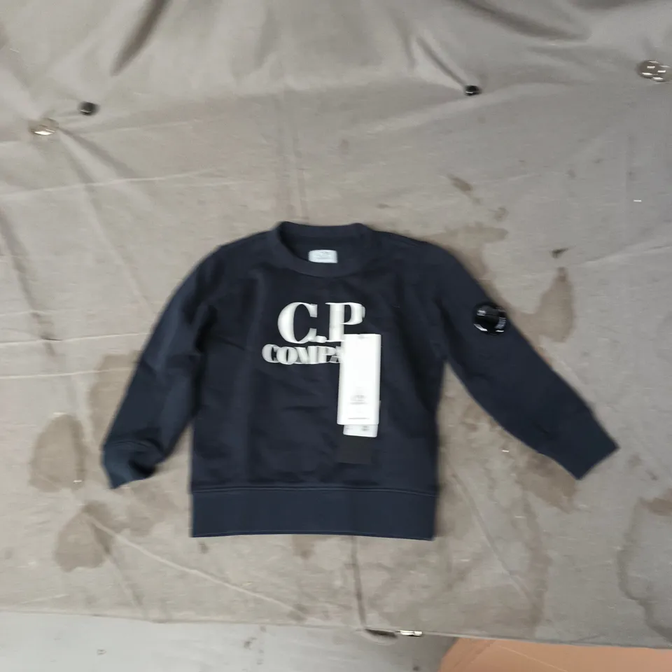 CP COMPANY KIDS NAVY SWEATSHIRT – AGE 2 YEARS