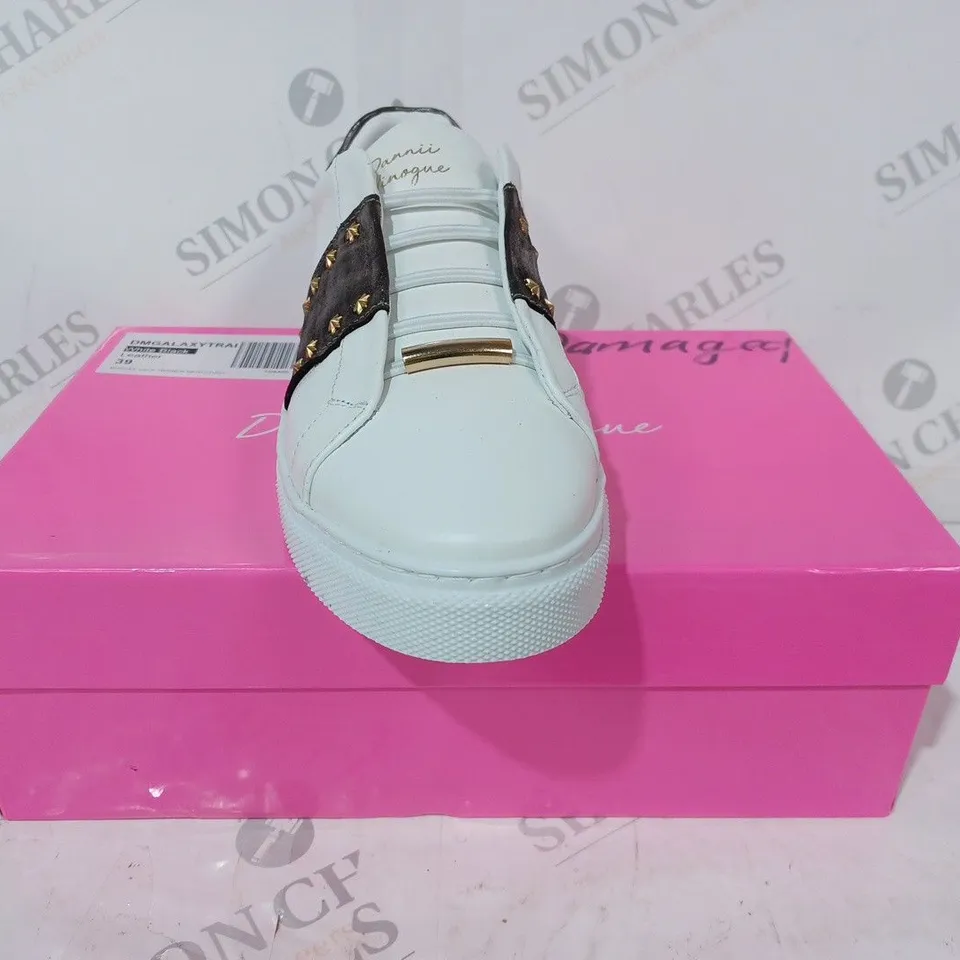 BOXED PAIR OF DANNII MINOGUE GALAXY TRAINERS IN WHITE W. STUDS SIZE 6