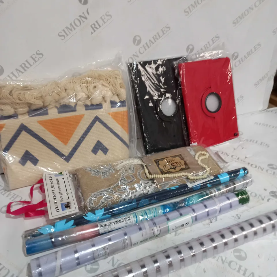 BOX OF ASSORTED ITEMS APPROXIMATELY 15 TO INCLUDE IPAD CASE, WRAPPING PAPER, COOKING UTENSIL SET ETC