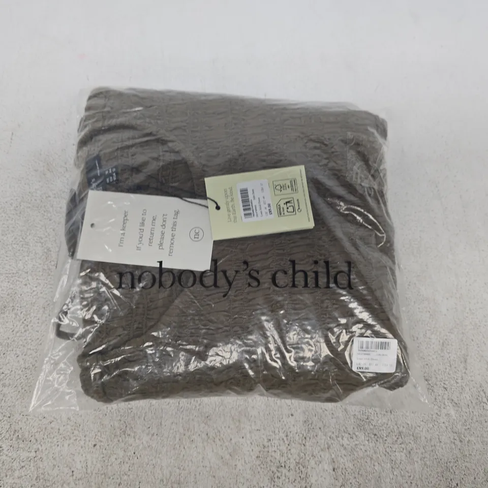 BAGGED NOBODY'S CHILD LEAH MIDI DRESS IN DUSTY GREEN SIZE UK 16