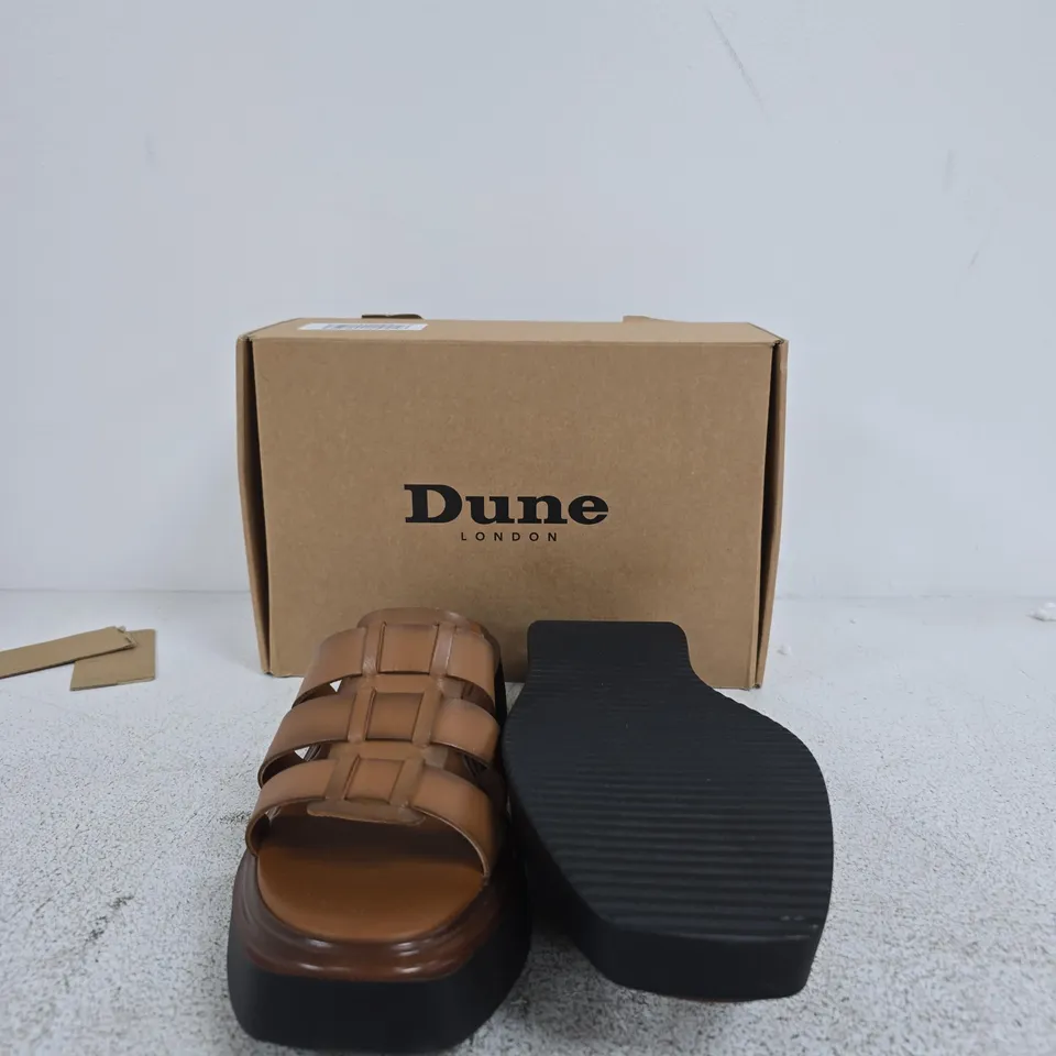 DUNE LONDON TAN LEATHER FLATFORM SANDALS – UK 7 (EU 40)