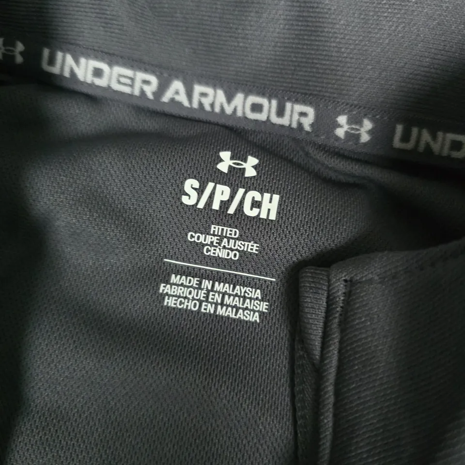UNDER ARMOUR TRACKSUIT JACKET IN GREY - SMALL