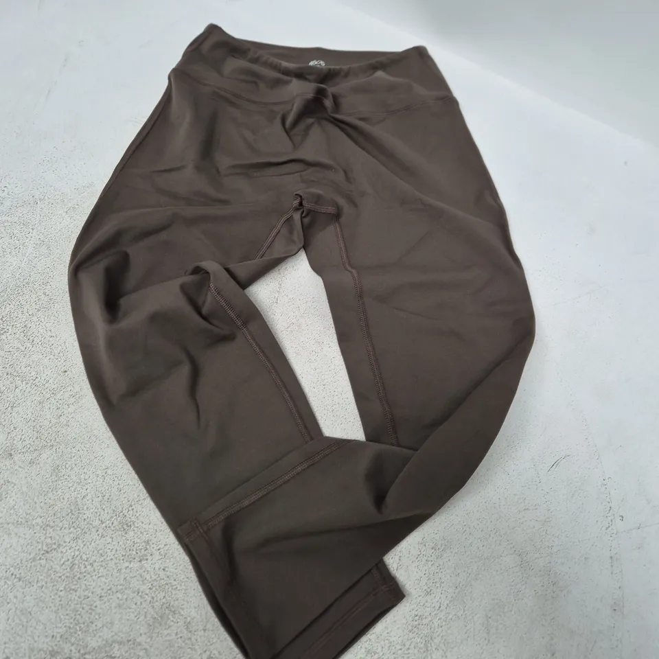 4505 MOCHA BROWN SOFT-TOUCH HIGH-WAIST CROPPED YOGA LEGGINGS – UK 12