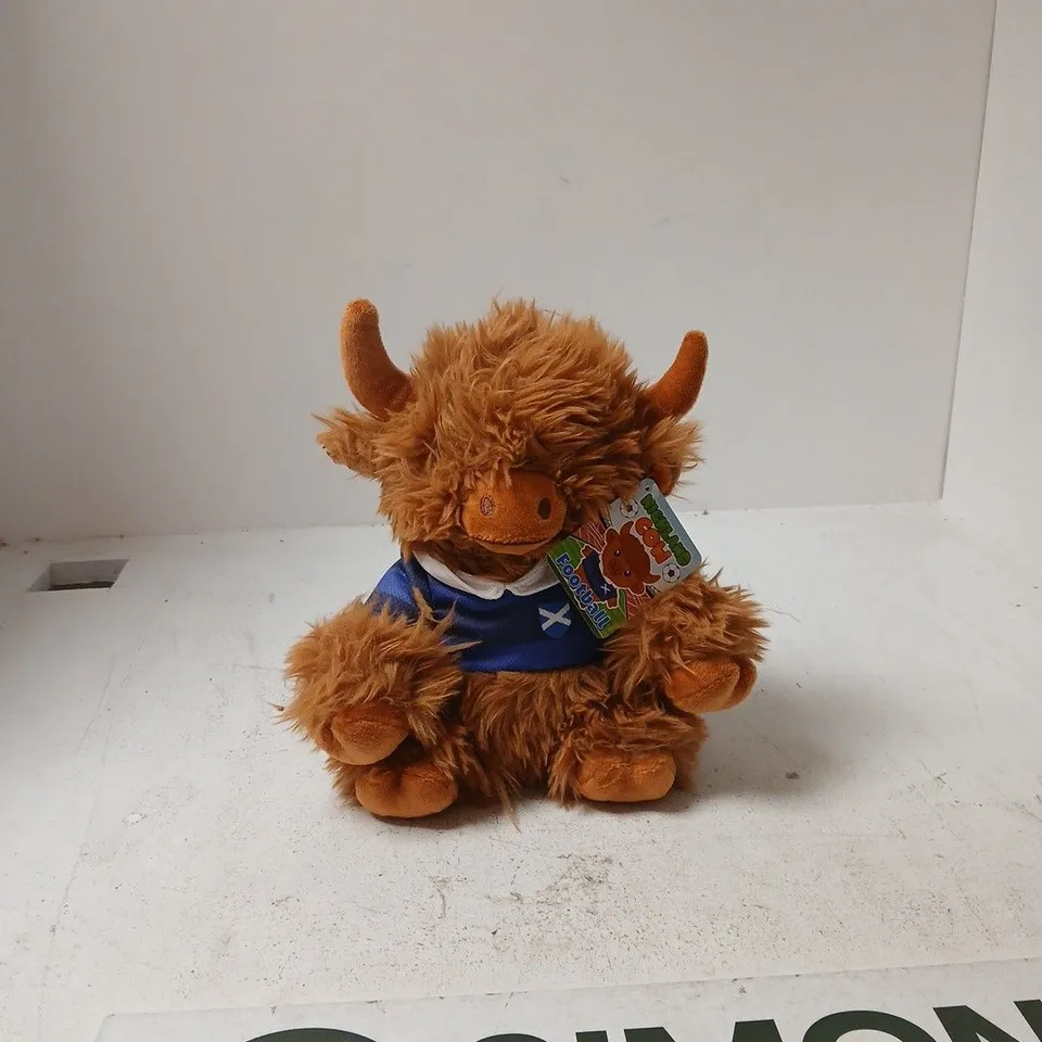 FOOTBALL HIGHLAND COW SCOTLAND SOFT TOY