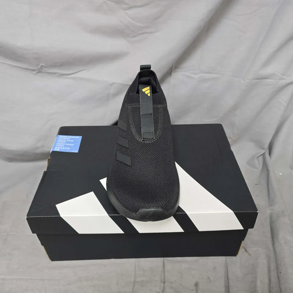 BOXED PAIR OF ADIDAS CLOUDFOAM MOVE SOCK TRAINERS IN BLACK - UK 6