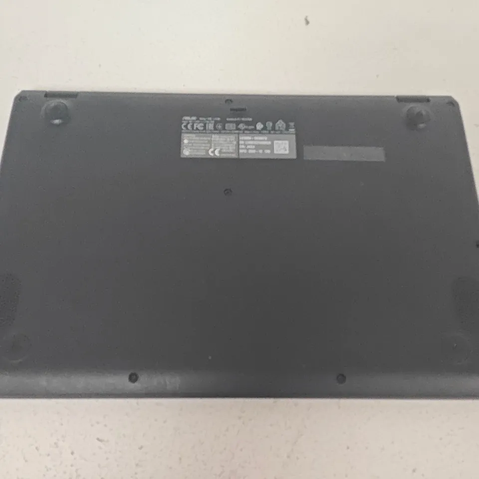 UNBOXED ASUS VIVOBOOK INTEL CELERON LAPTOP IN BLACK WITH BLUE LID - E410MA-L410MA