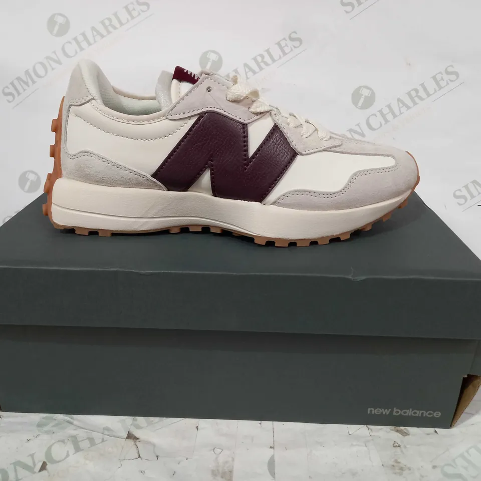 BOXED PAIR OF NEW BALANCE 327 SHOES IN CREAM/BROWN UK SIZE 6.5