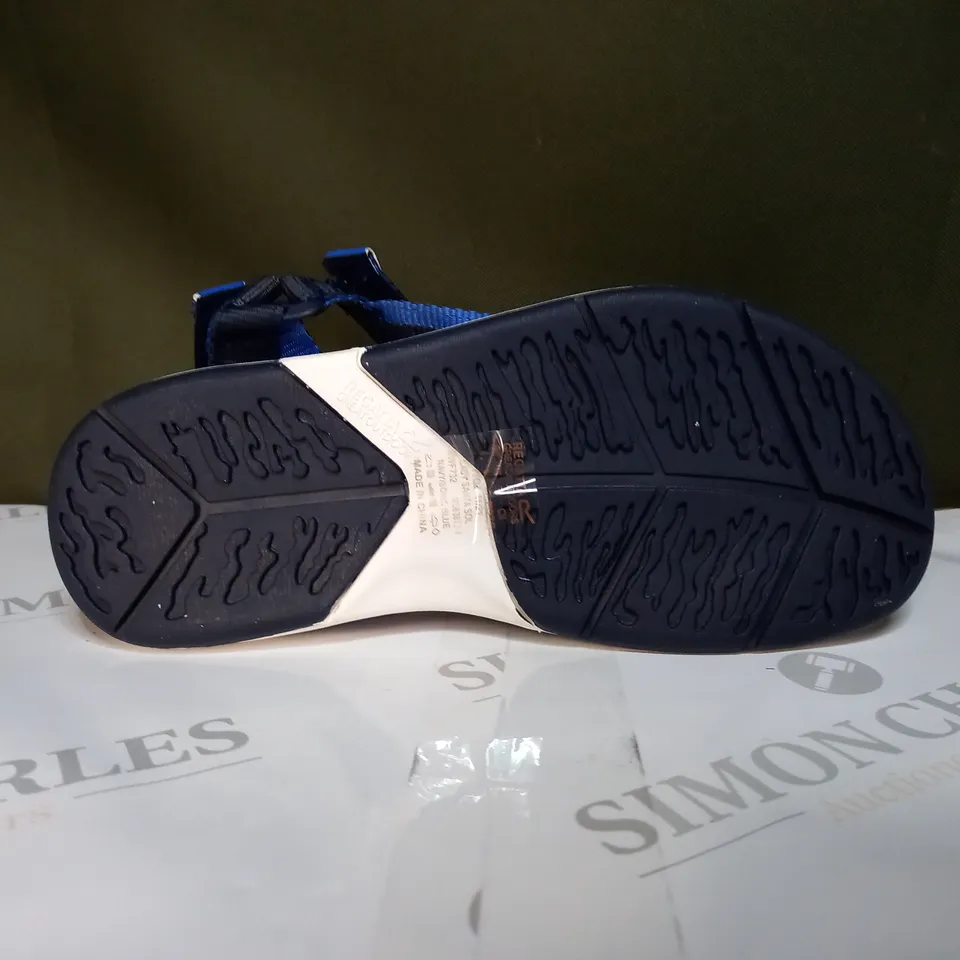 REGATTA LADY SANTA SOL SANDAL -SIZE 4