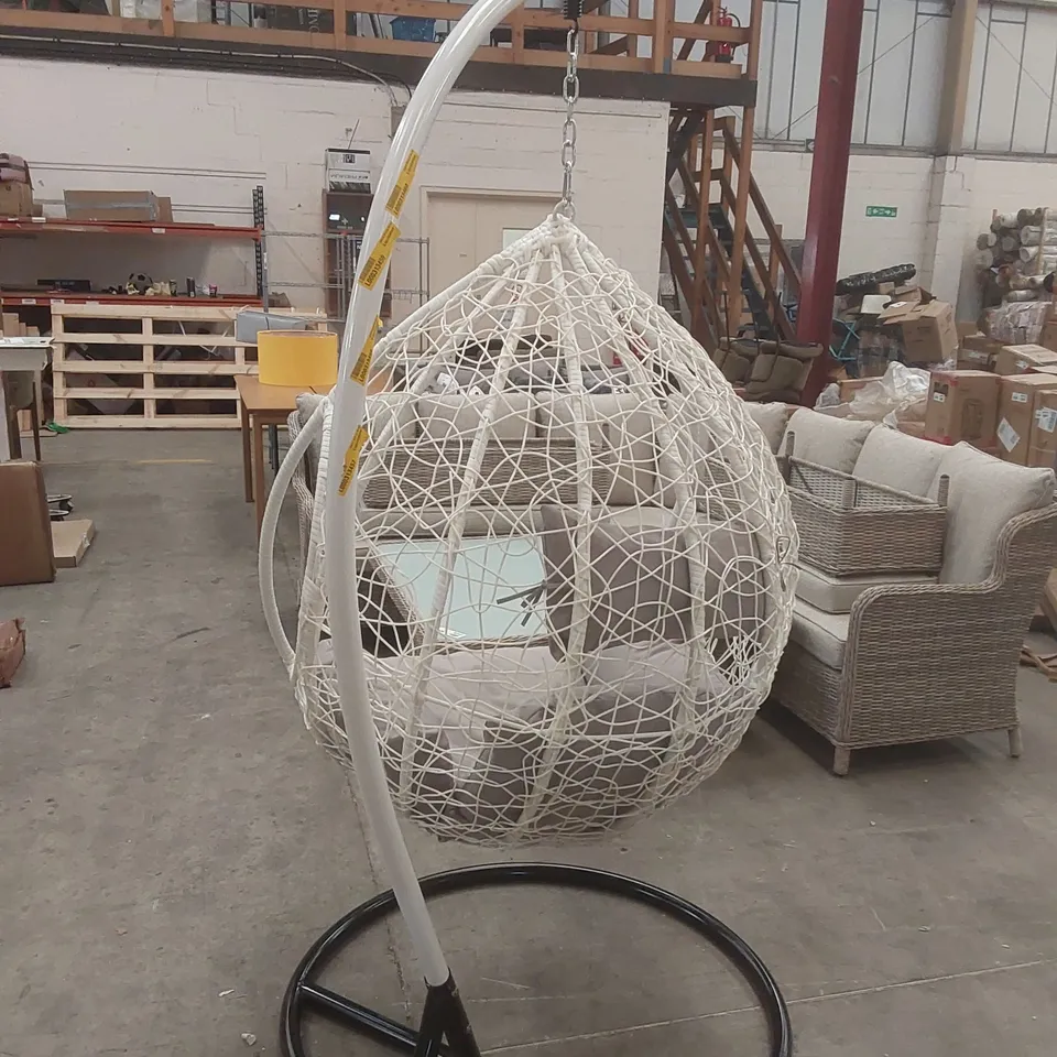 DESIGNER EGG CHAIR WITH CUSHION GARDEN SWING SEAT