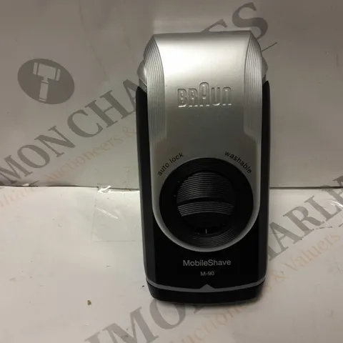 BRAUN MOBILESHAVE M-90