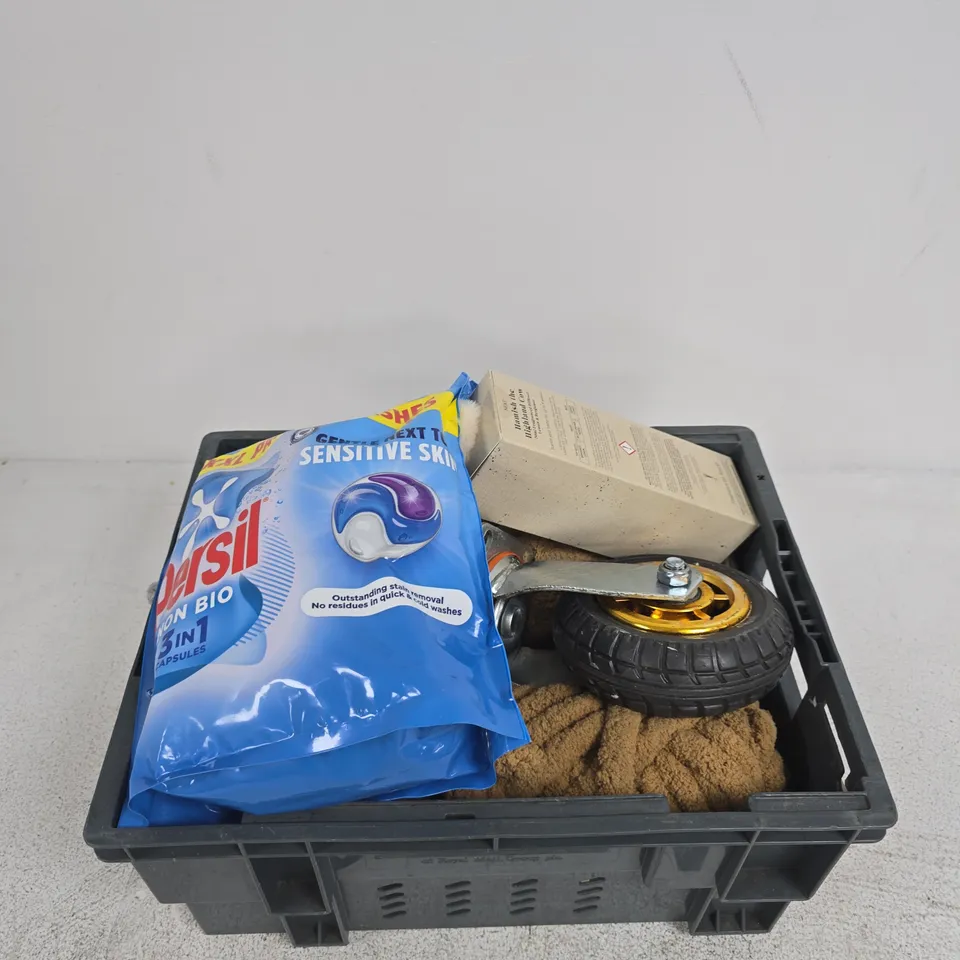 TOTE OF APPROXIMATELY 10 ASSORTED ITEMS INCLUDING PERSIL NON BIO 3IN1 CAPSULES, LESELUX LED RECHARGEABLE MOTION SENSOR CEILING LIGHT AND FJUKA SQUEEZE READY PELLETS