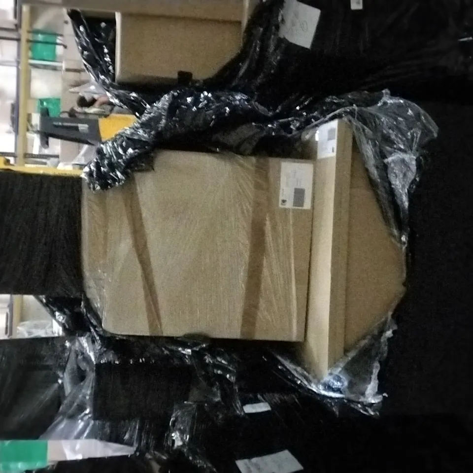 PALLET OF APPROX 17 ASSORTED BATHROOM FURNITURE TO INCLUDE BASIN DOORS, 4 DRAWER PACK, PLINTHS AND PANELS
