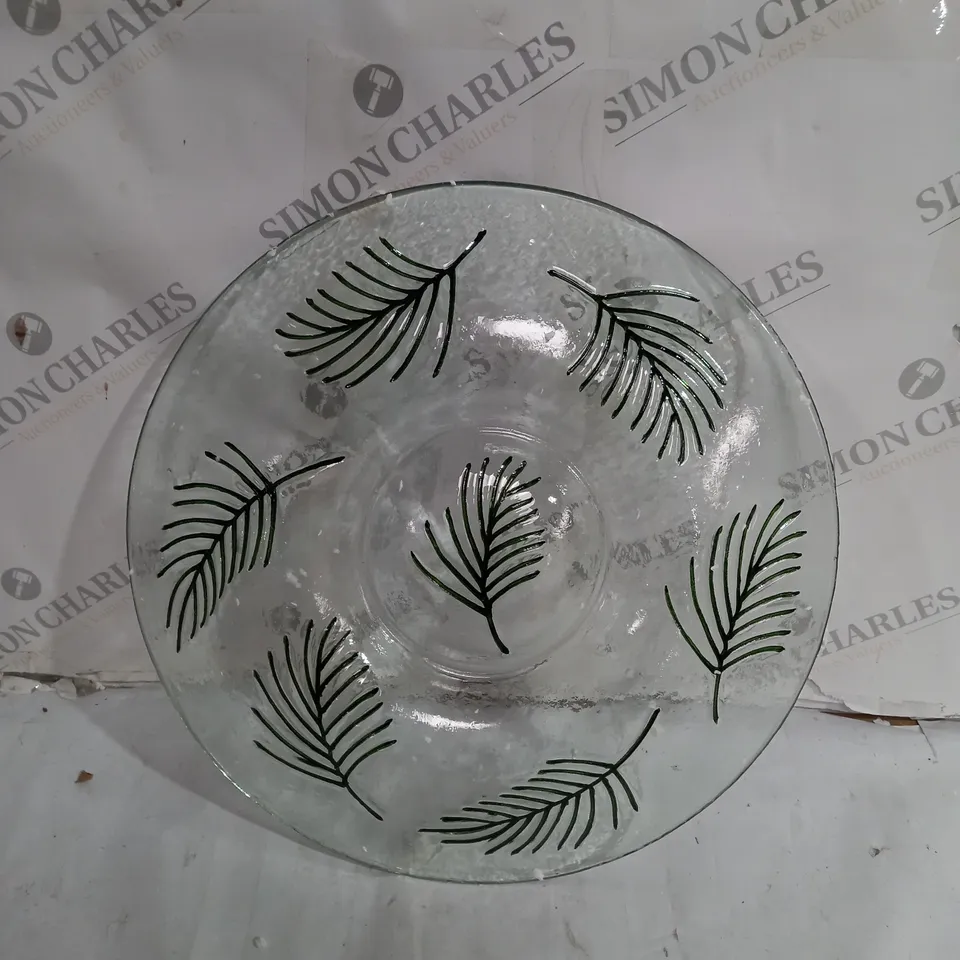 TEMP-TATIONS GLASS BOWL IN PALM DESIGN
