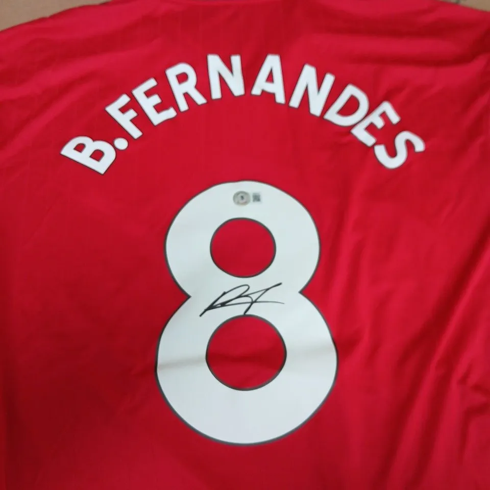 MANCHESTER UNITED FC SIGNED BRUNO FERNANDES 8 22/23 HOME JERSEY - XL