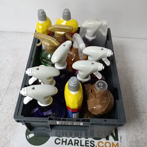 BOX CONTAINING A MIX OF APPROXIMATELY 12 ASSORTED HOUSEHOLD ITEMS INCLUDING FLOOR CLEANER, BLACK MOULD REMOVER, SURFACE CLEANER ETC.