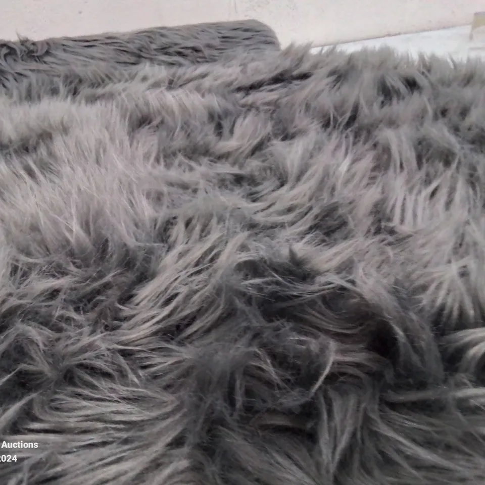 BRAND NEW PACO HOME 960 PLAYA DESIGN 60X100CM SHAGGY ANTHRACITE RUG