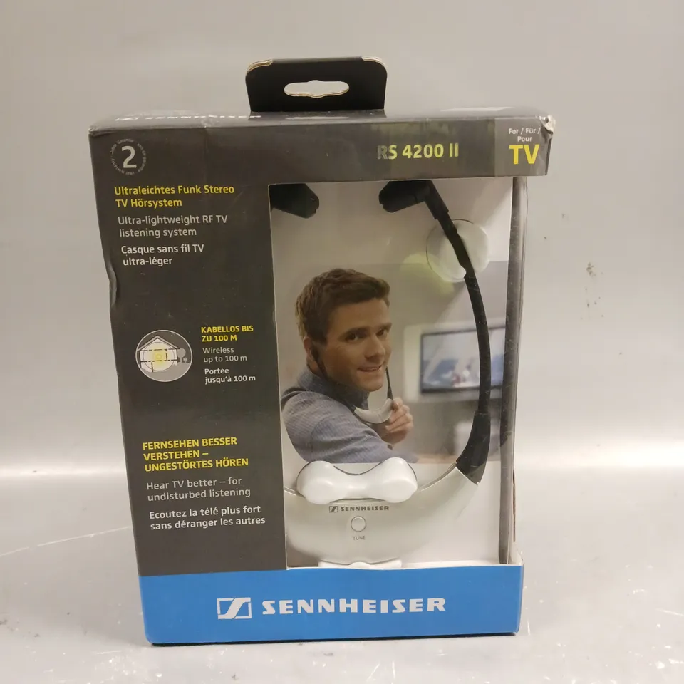 BOXED SENNHEISER RS 4200 II RF TV LISTENING SYSTEM 