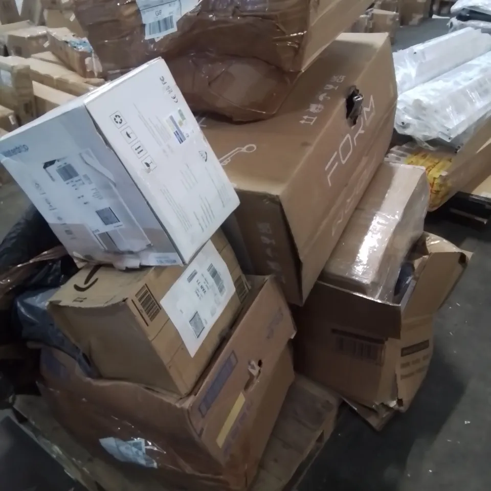 PALLET CONTAINING VARIOUS INCOMPLETE BOXED FURNITURE PARTS AND OTHER HOUSEHOLD ITEMS ETC.