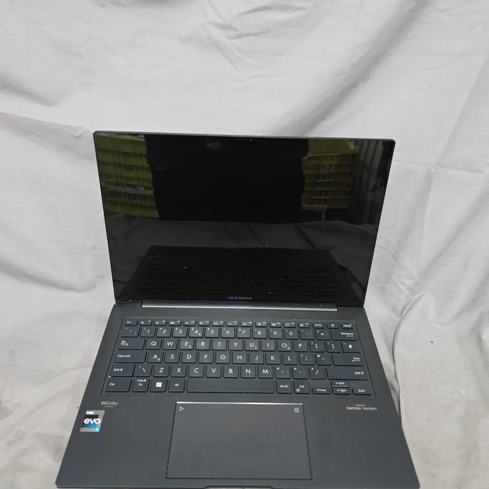 ASUS ZENBOOK 14X UX3404V NOTEBOOK PC