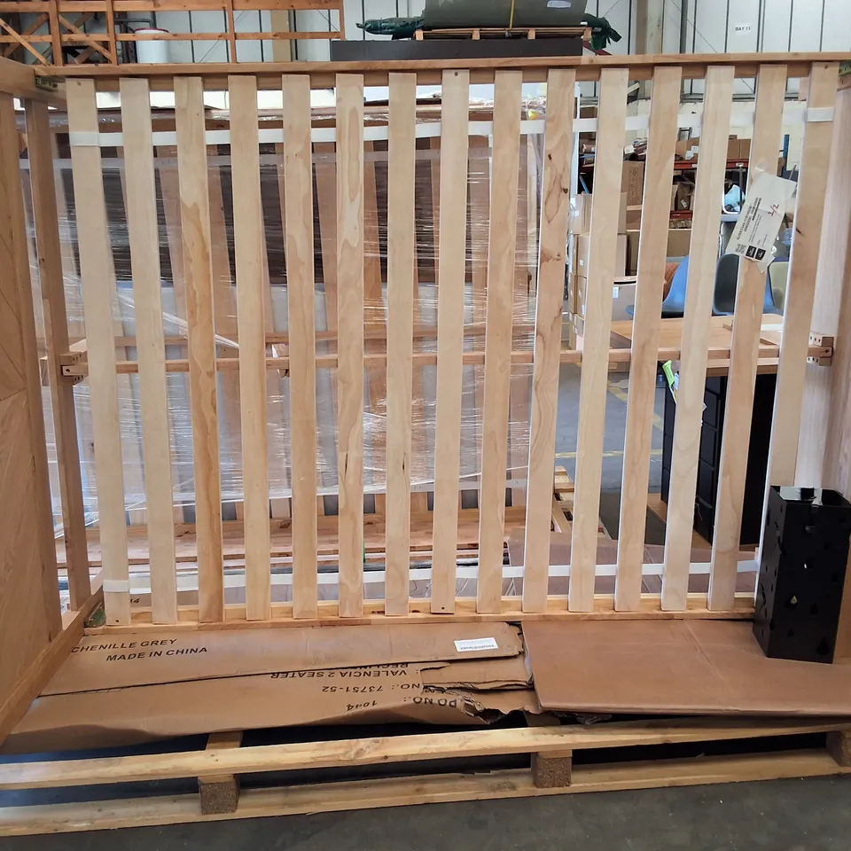 KENJI OAK BEDSTEAD DOUBLE