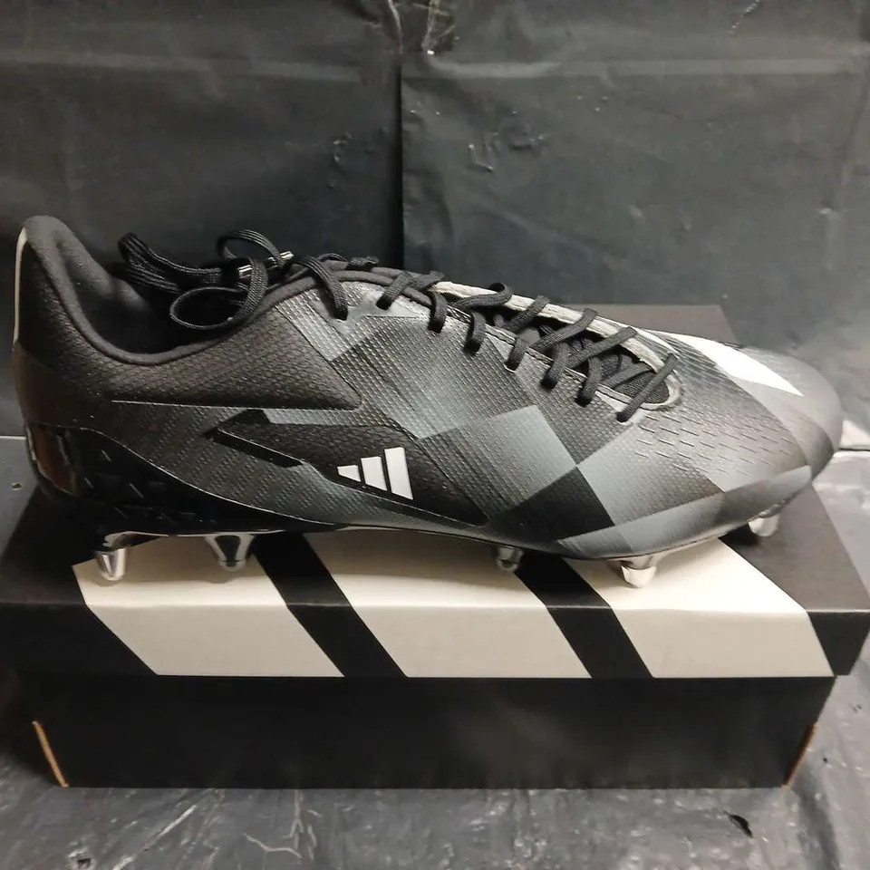 BOXED PAIR OF ADIDAS RS15 PRO BOOTS - UK SIZE 11.5