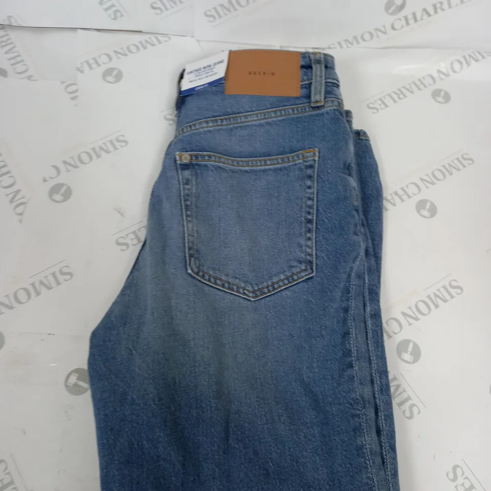 VINTAGE MOM JEANS SIZE 8