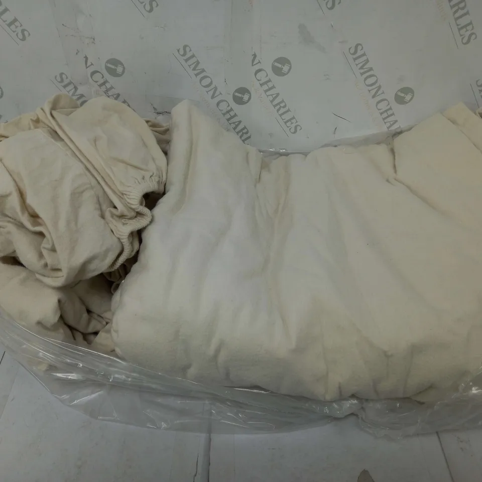NORTHERN NIGHTS COTTON FLANNEL DUVET SET IN CREAM - DOUBLE