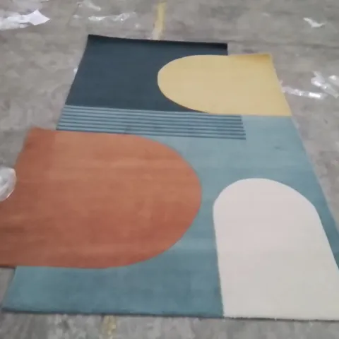 QUALITY DESIGNER AREA RUG - APPROXIMATELY 300X190CM