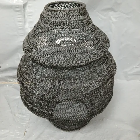 BLACK MESH EASY FIT PENDANT