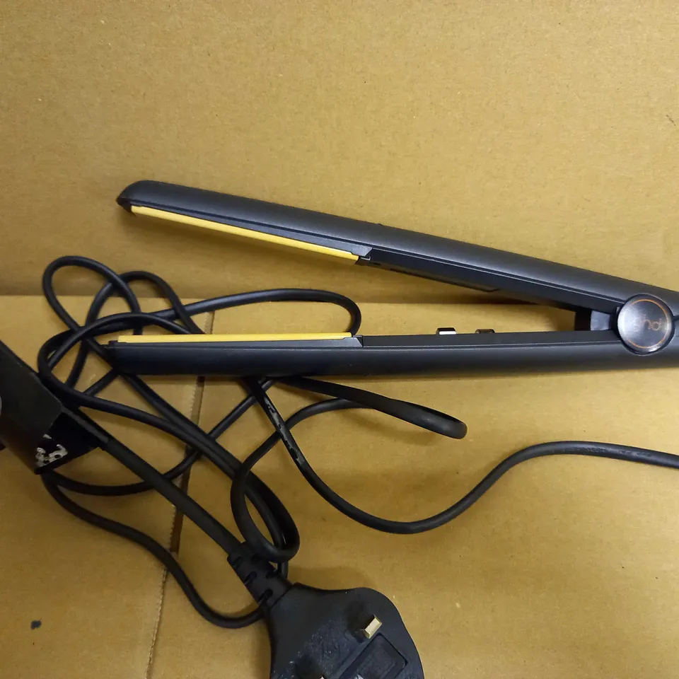 GHD HAIR STRAIGHTENERS