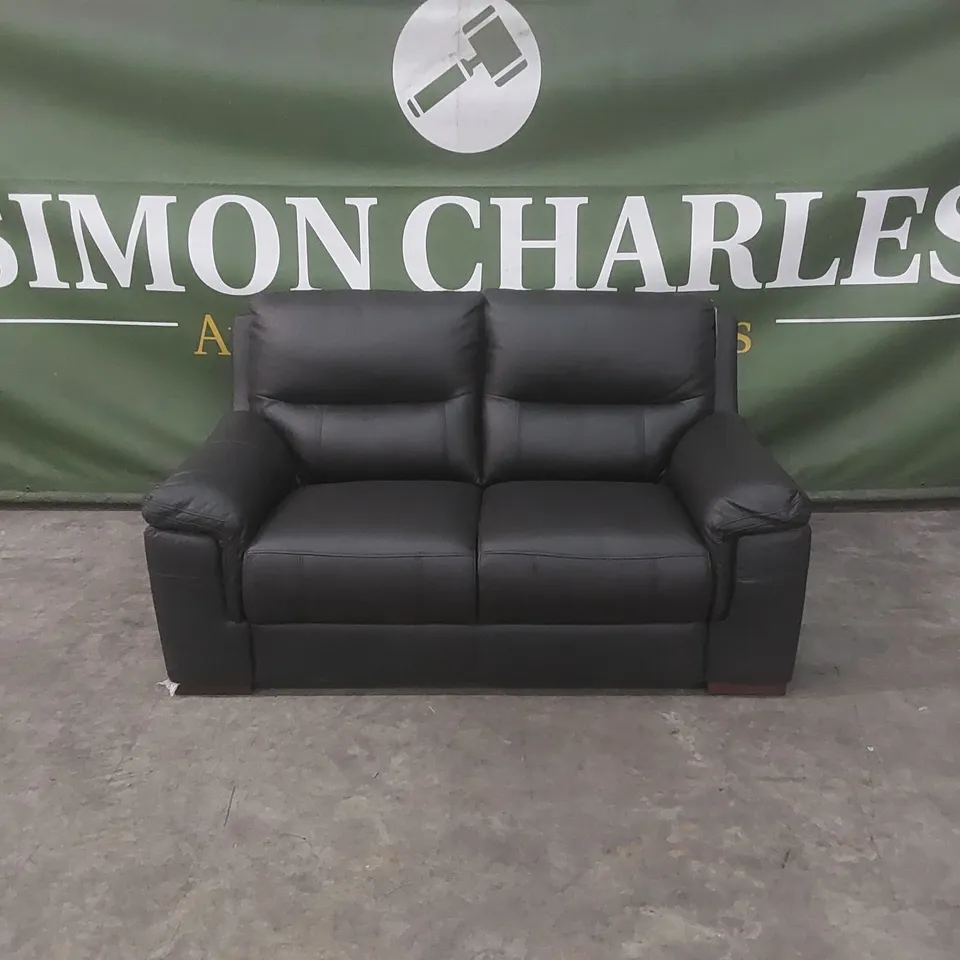 QUALITY DESIGNER PRENTON 2 SEATER LEATHER/FAUX LEATHER SOFA