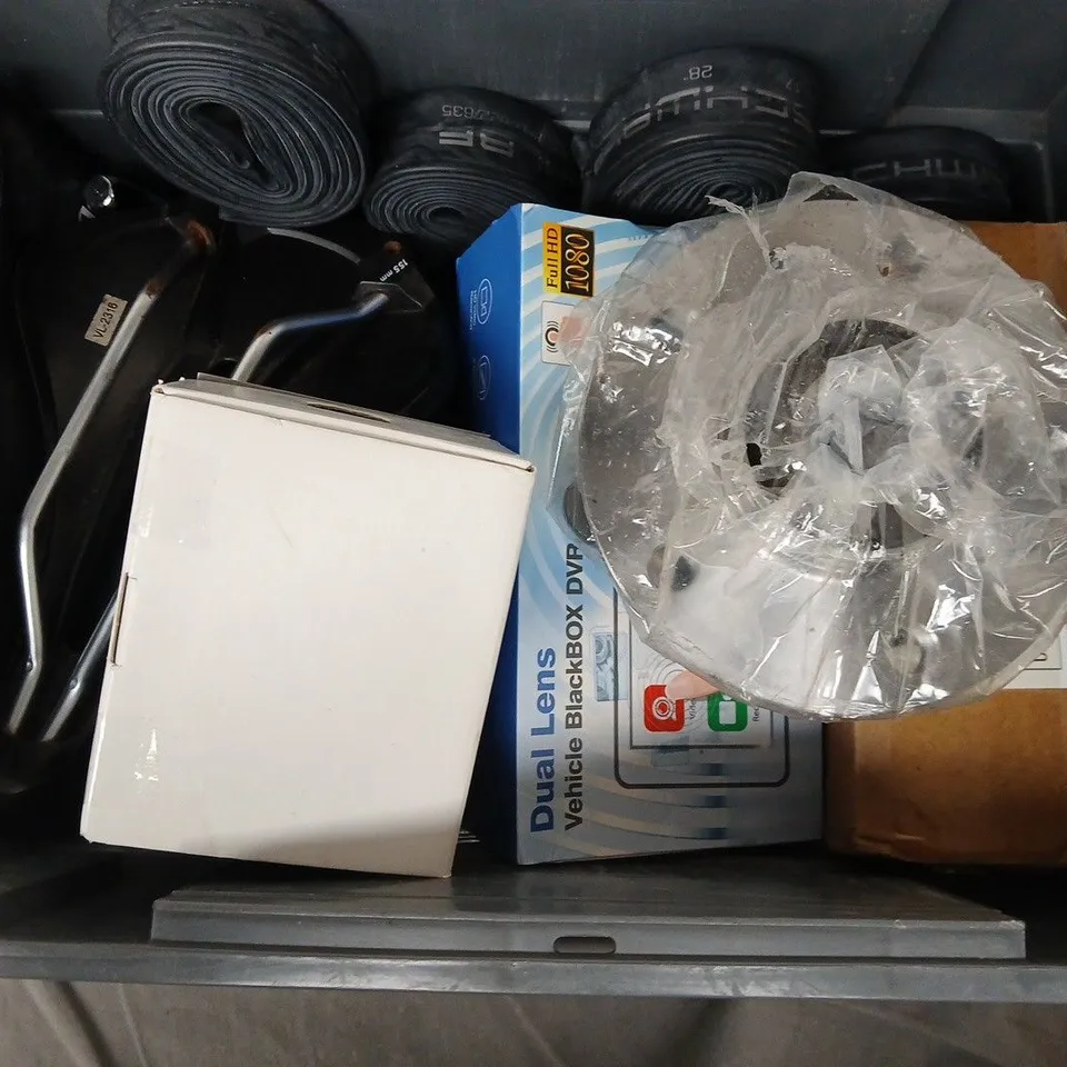 APPROXIMATELY 12 ASSORTED VEHICLE PARTS & ACCESORIES TO INCLUDE GOPRO ACCESSORY KIT, DUAL LENS VEHICLE BLACKBOX DVR, BIKE SEAT, ETC