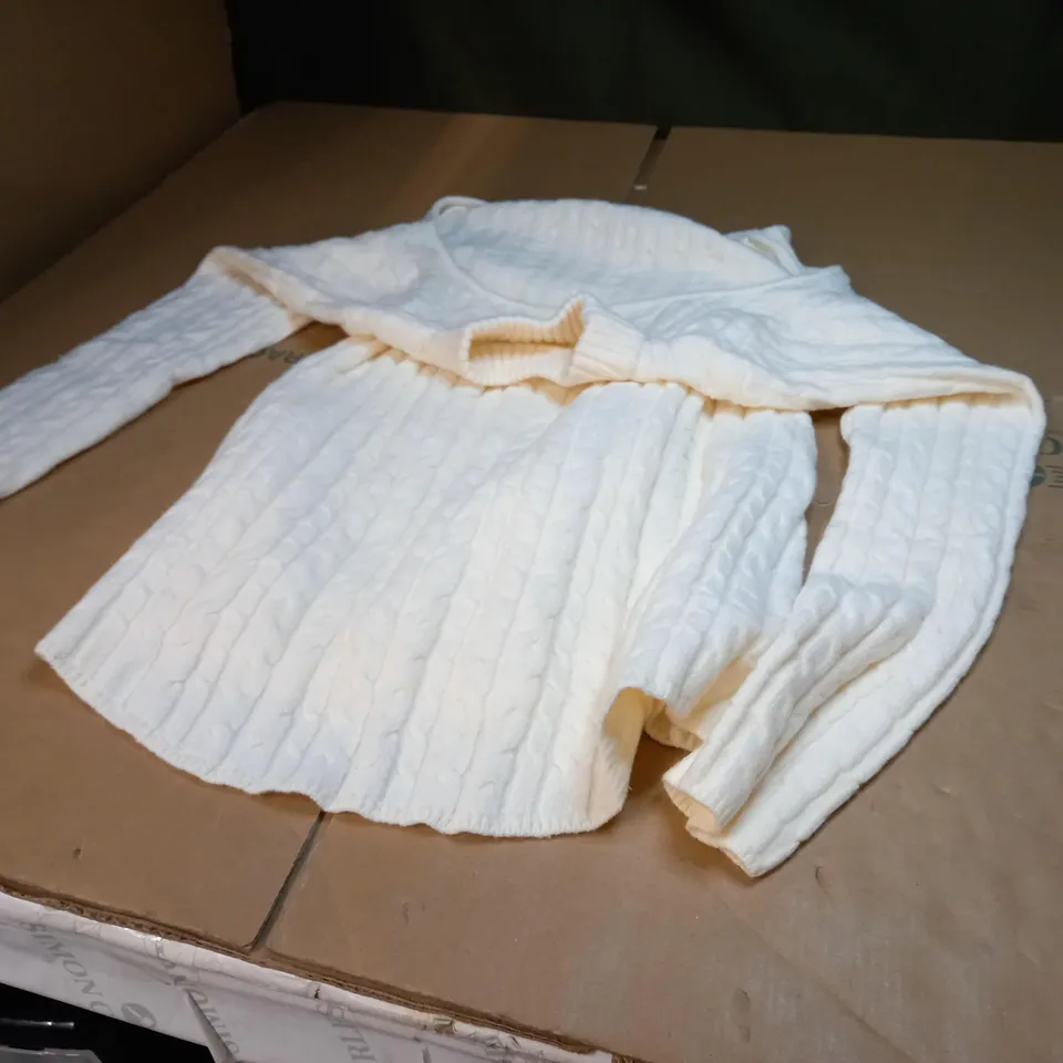 CREAM KNITTED BERSHKA TOP -  SMALL