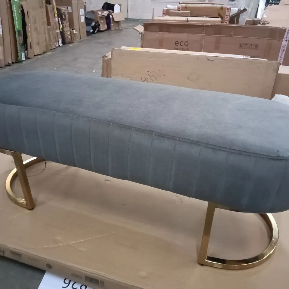 GREY FABRIC BENCH ON GOLD BASE