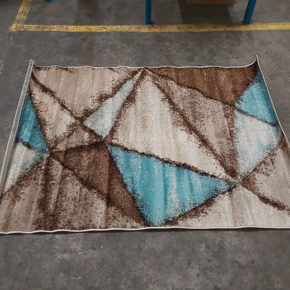 BRAND NEW PACO HOME METRO AREA RUG - BROWN // SIZE: 120 X 170cm